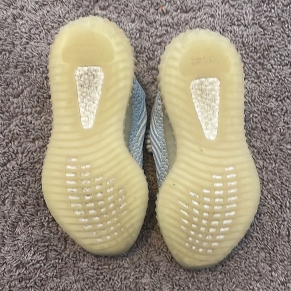 Yeezy 350 cloud white size 6.5 - Picture 3 of 3